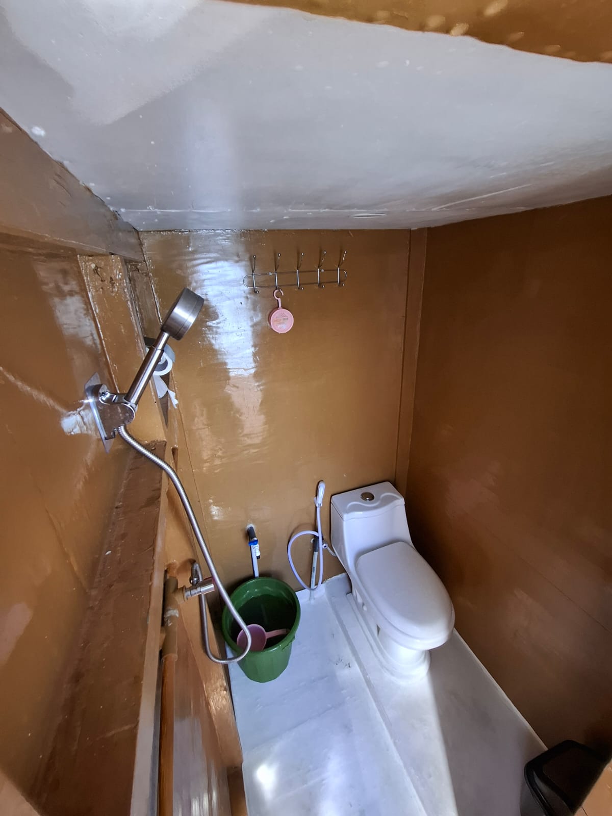 KLM Nur Amira Toilet